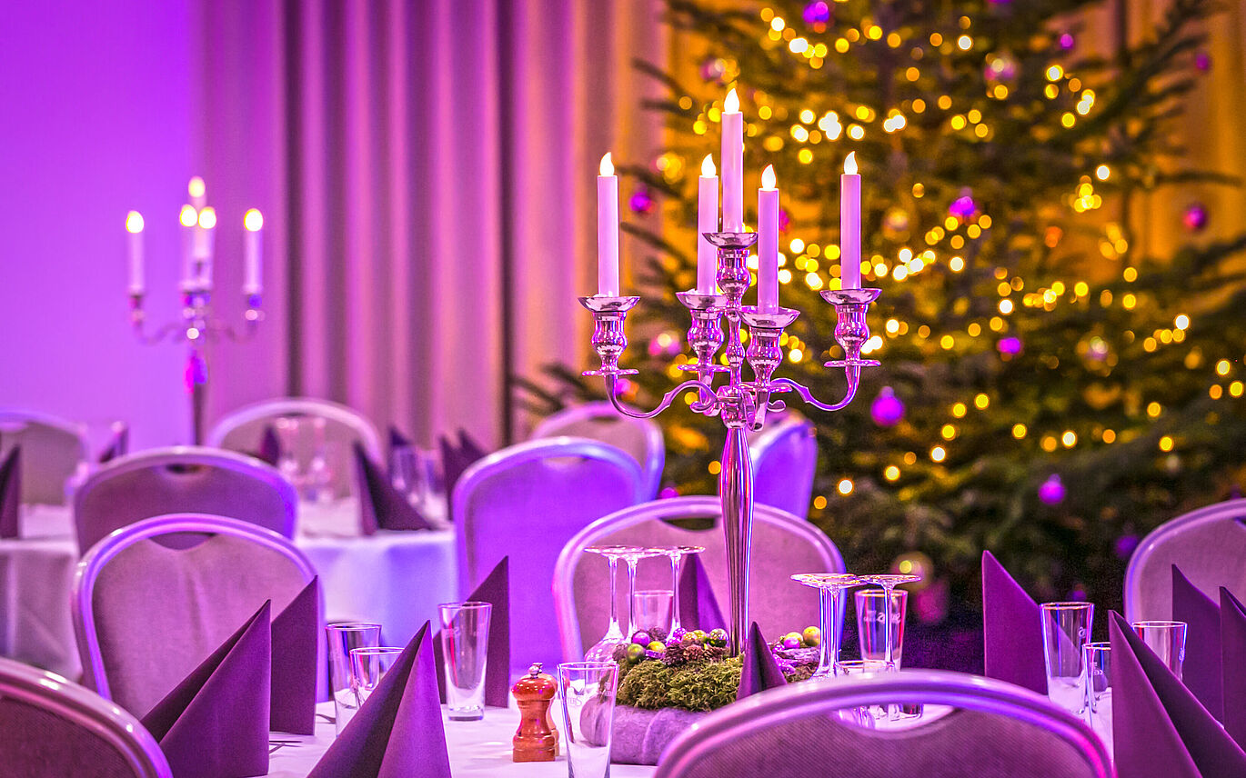 Raum Fire & Ice - Festlich geschmückt